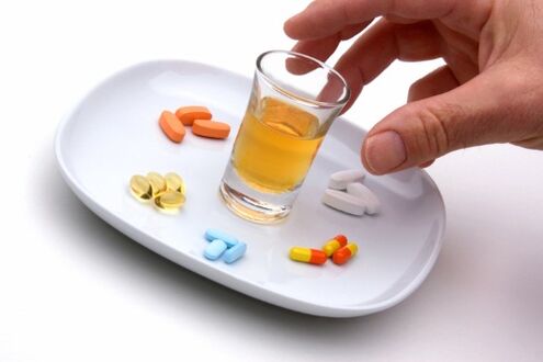 tabletas y alcohol después de quitar la vesícula biliar